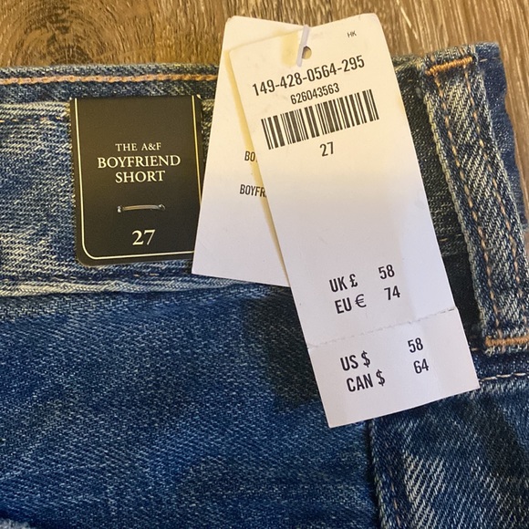 NWT Abercrombie boyfriend shorts - Picture 2 of 6